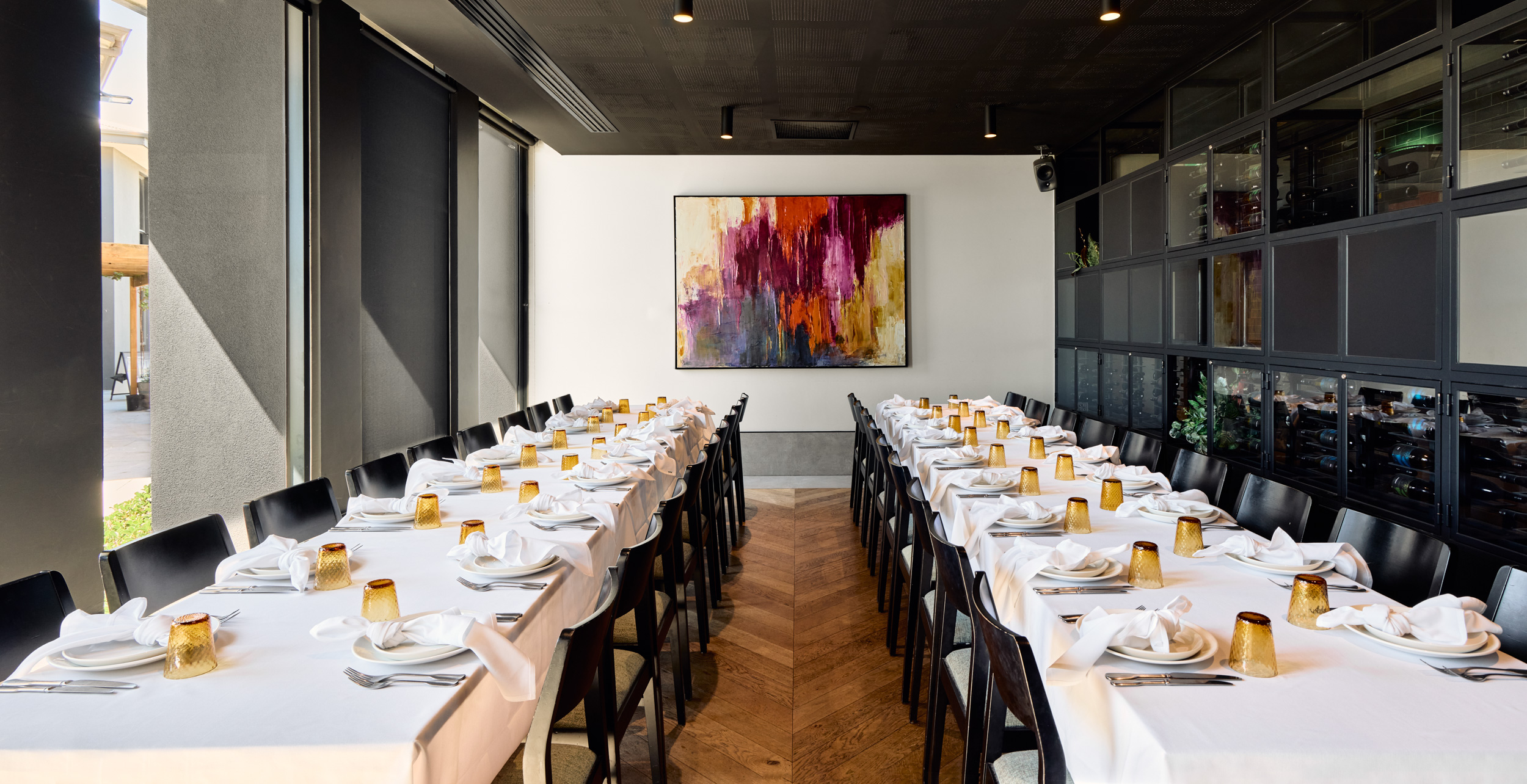 Dining Room Marnong Estate3945